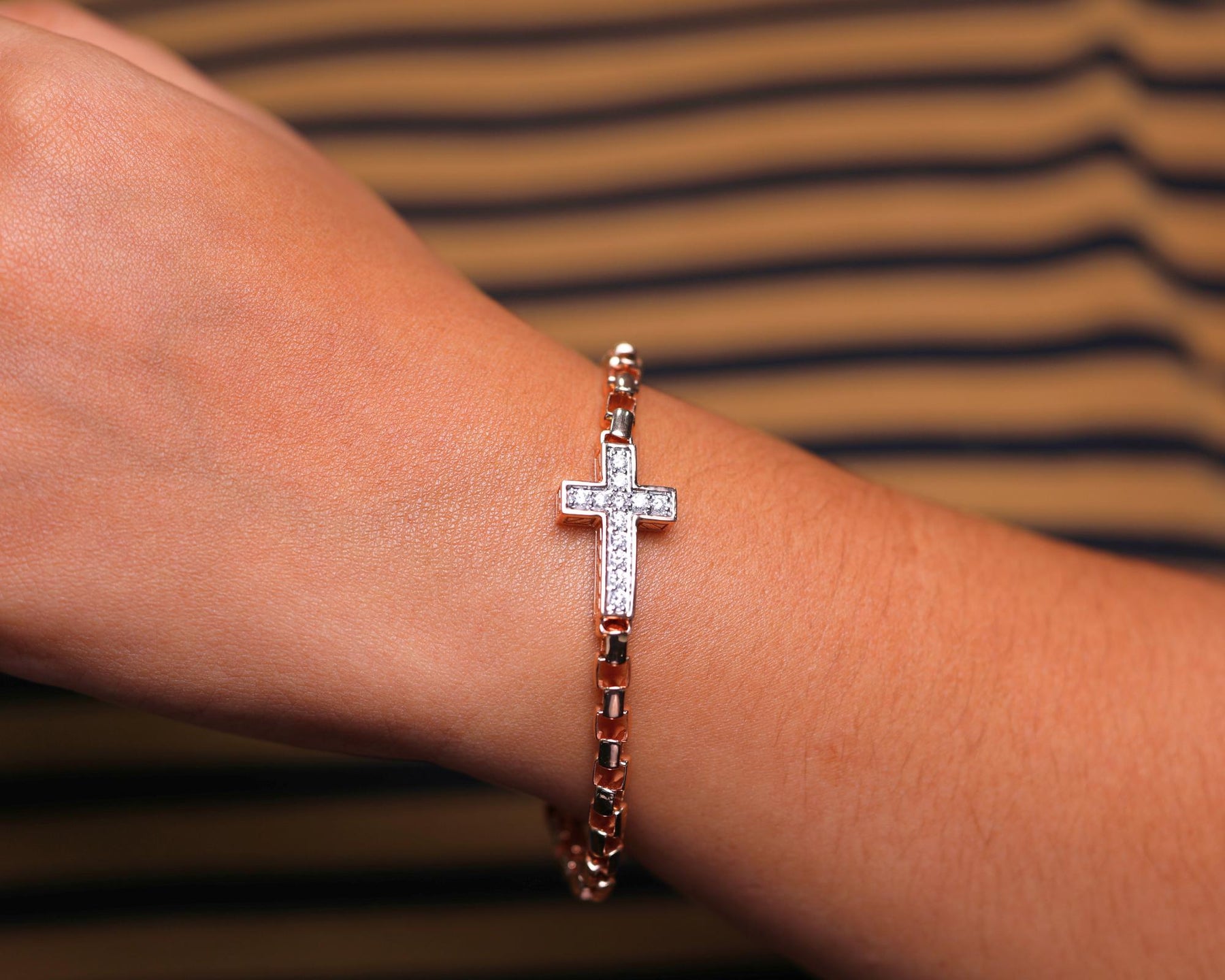 14k Gold Diamond Small Cross Bracelet, Dainty Minimalist Christian Jewelry, Solid Gold, Lab Diamond, Dainty Stackable Bracelet, Mary