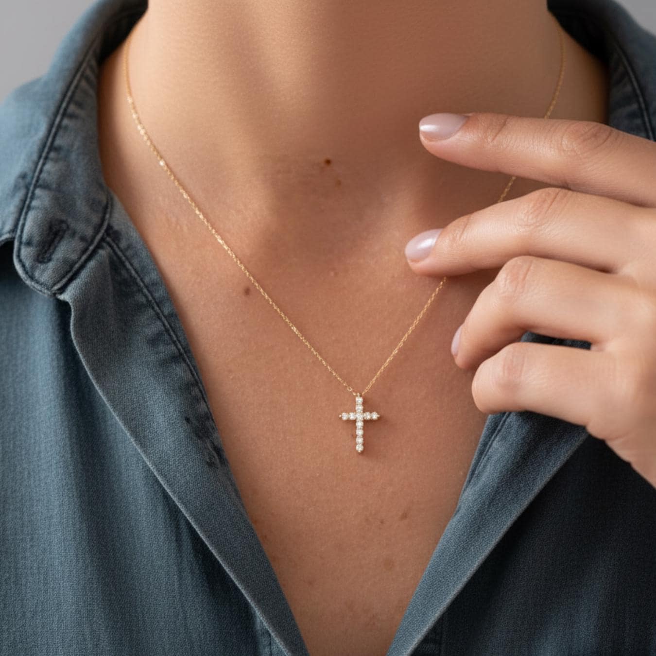 0.14 Ct Diamond Cross Necklace, 14K Gold Lab Grown Diamond Pendant, Unisex