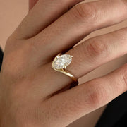 2 Carat Oval Lab Grown Diamond F VS1 Curved Solitaire Ring / 2ct Oval Unique Engagement Ring / 14k Gold Nesting Diamond Proposal Ring