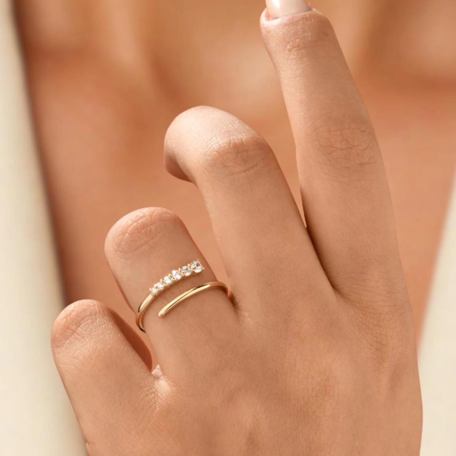 Crossover Lab Diamond Band/ Round Cut Diamond Engagement Ring/ Criss Cross Wedding Band/ 14K Solid Yellow Gold Diamond Band