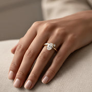 Best Seller Oval Cut Solitaire Engagement Ring / Oval Lab Grown Diamond Ring / Minimalist Ring / IGI Certified / Bypass Ring/ 14k Solid Gold