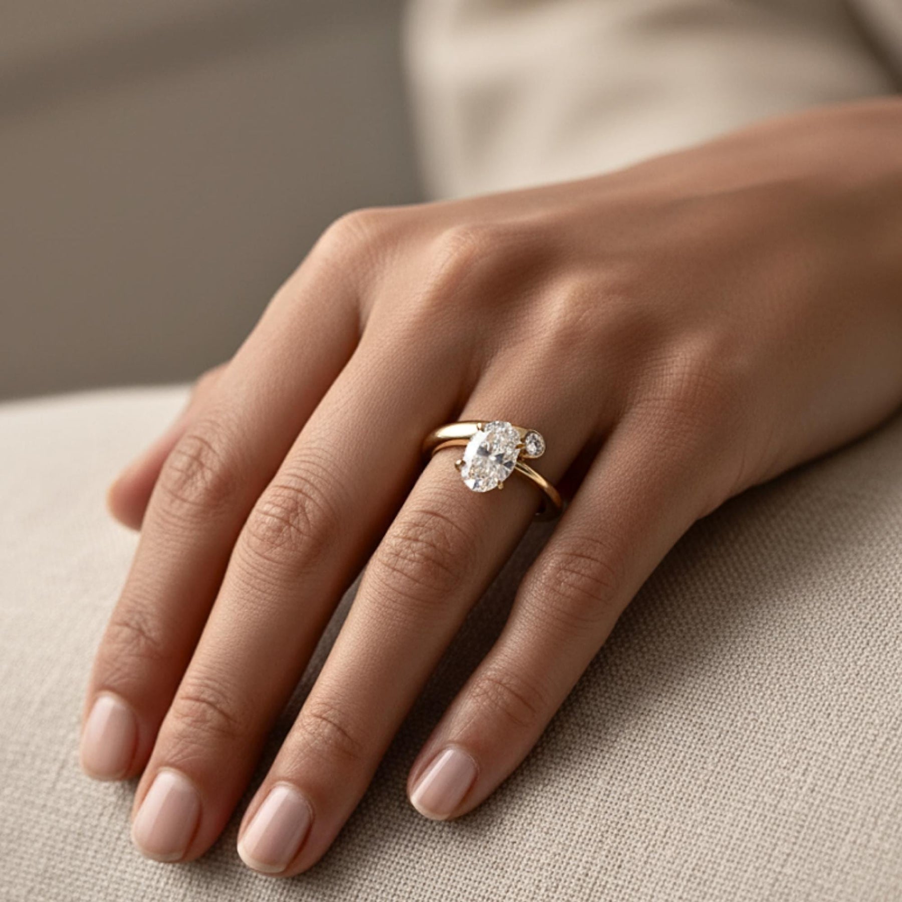 Best Seller Oval Cut Solitaire Engagement Ring / Oval Lab Grown Diamond Ring / Minimalist Ring / IGI Certified / Bypass Ring/ 14k Solid Gold