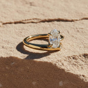 Best Seller Oval Cut Solitaire Engagement Ring / Oval Lab Grown Diamond Ring / Minimalist Ring / IGI Certified / Bypass Ring/ 14k Solid Gold