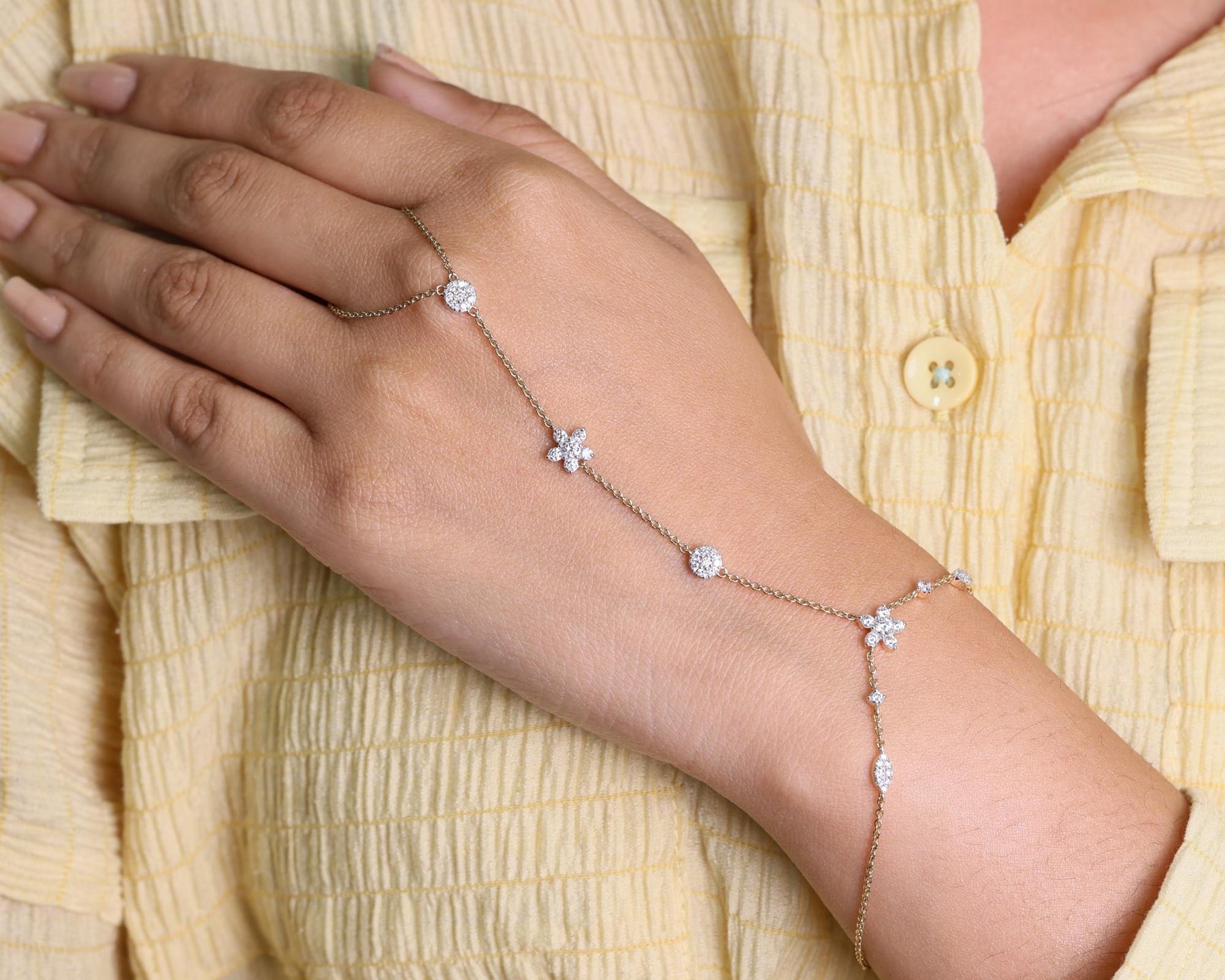 18K Solid Gold Diamond Hand Chain Bracelet Ring: Delicate Finger Jewelry