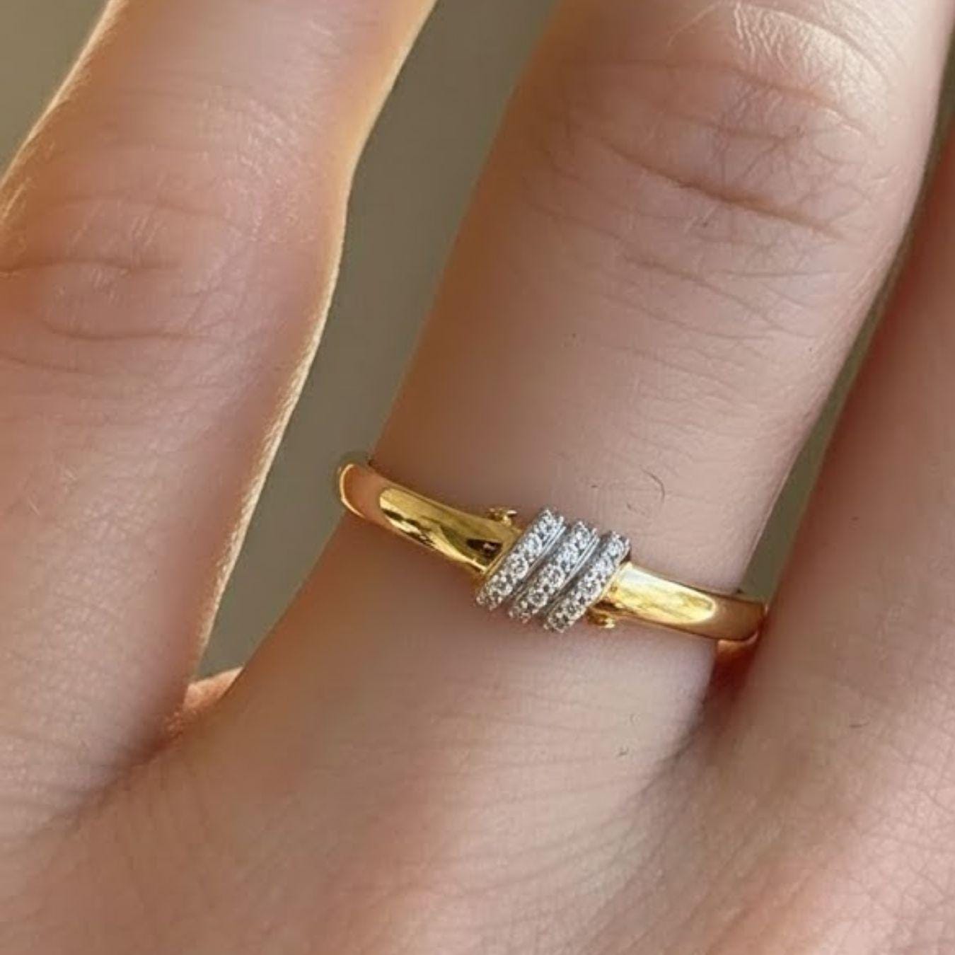 The Elowen Twisted Lab-Grown Diamond Wedding Ring in 10K or 14K Solid Gold