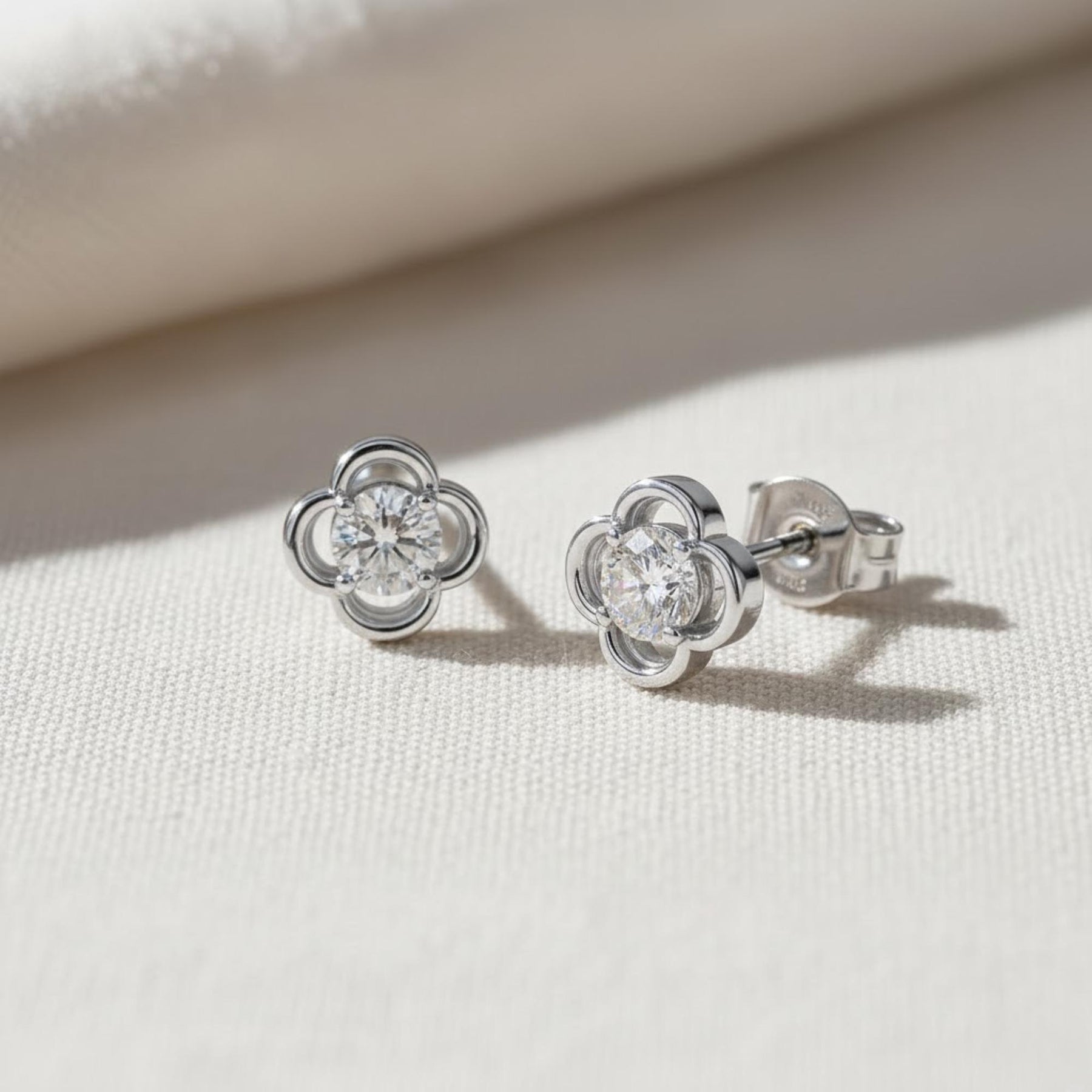 Solid 14K Gold Earrings, Diamond Clover Stud Earrings, Round Lab Diamond Cluster Earrings, Clover Stud Earrings, Cluster Earrings