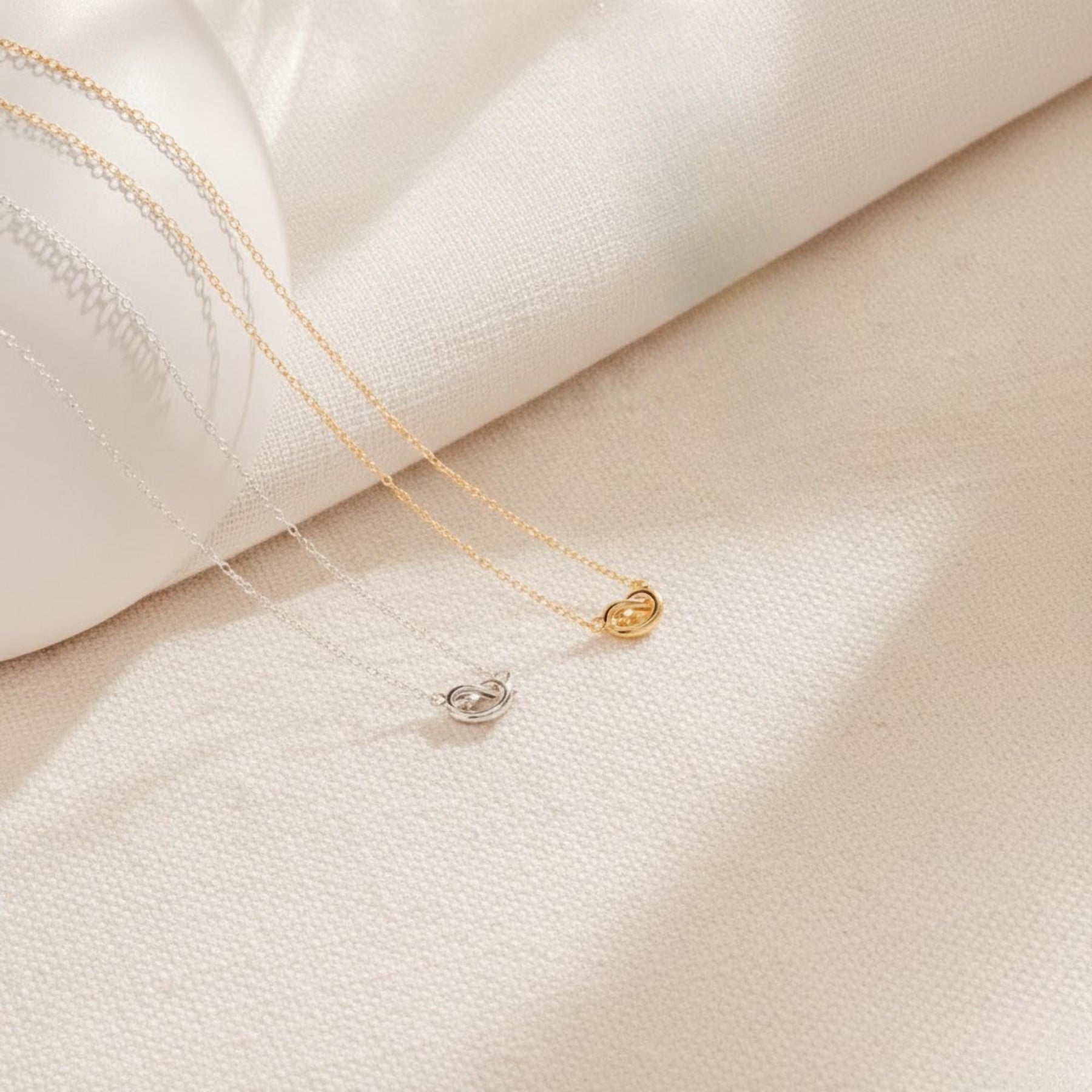 Solid Gold Knot Necklace, Promise Necklace, Charm Necklace, Love Necklace, Dainty Chain Choker, 14k Solid Gold, Anniversary Gift. Jenna