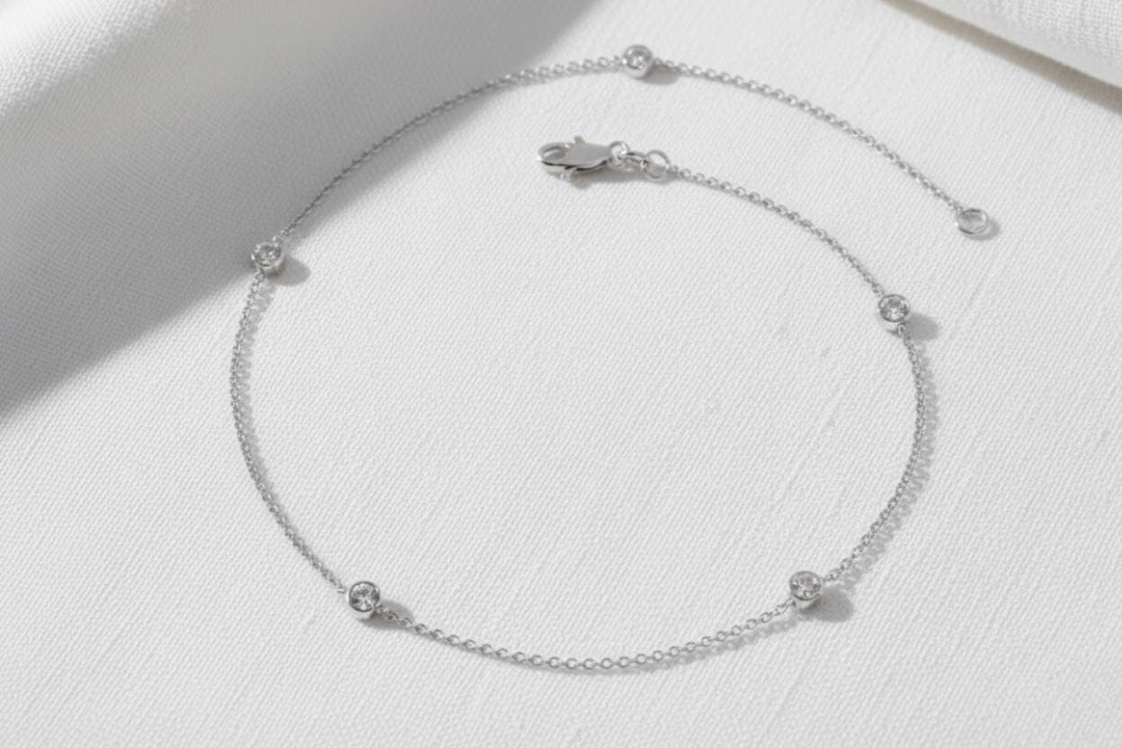 Diamond Solitaire Bracelet / Round Brilliant Cut Bezel Set Diamond Bracelet / 14k Gold Diamond by the Yard Bracelet / Gift for Her