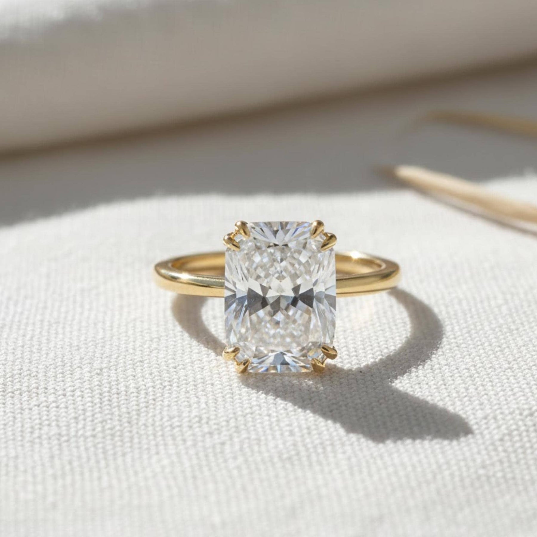 Cushion cut diamond Engagement Ring Unique Vintage 4 Carat Lab Grown Diamond Engagement Ring 14K Solid Gold IGI Certified Diamond Ring.