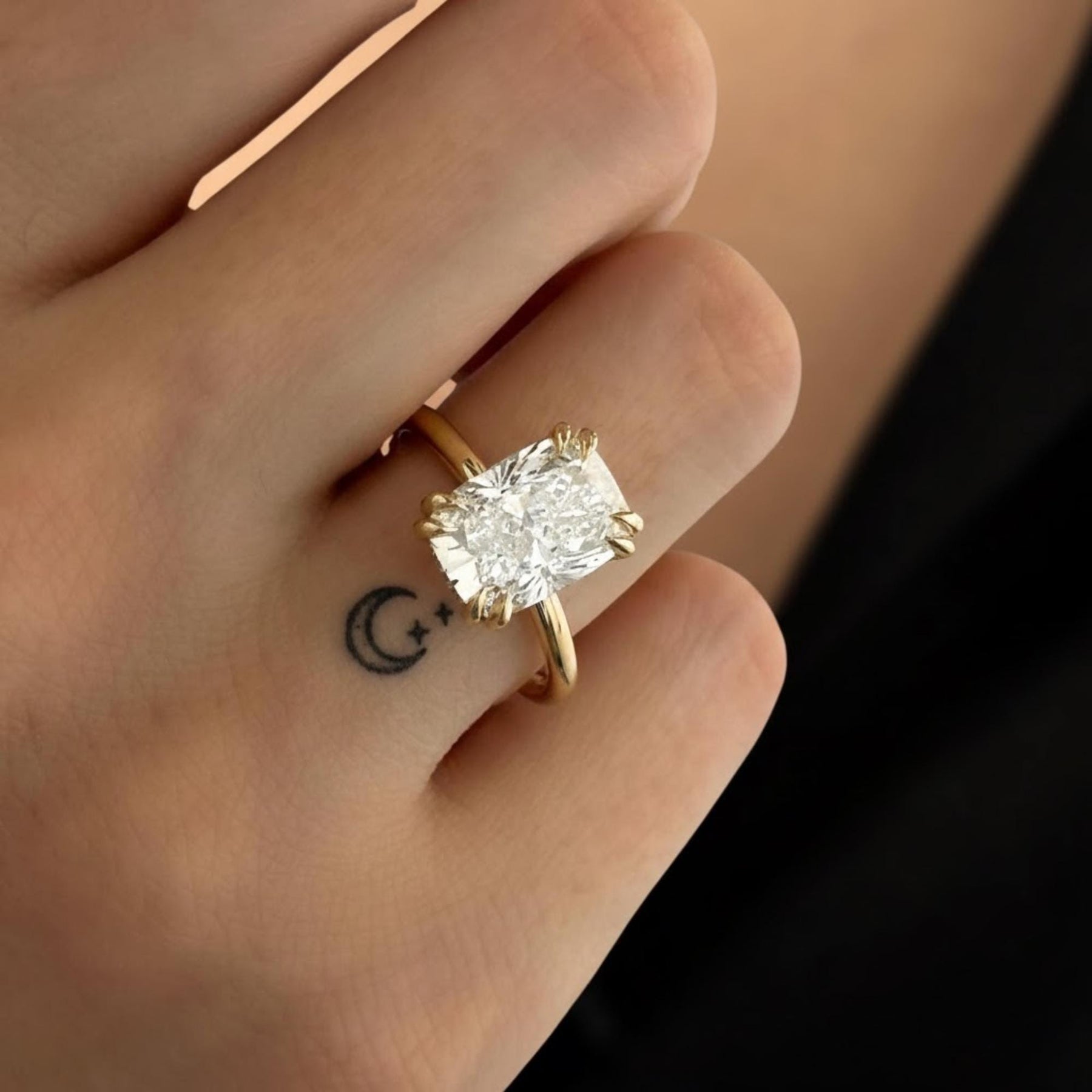 Cushion cut diamond Engagement Ring Unique Vintage 4 Carat Lab Grown Diamond Engagement Ring 14K Solid Gold IGI Certified Diamond Ring.