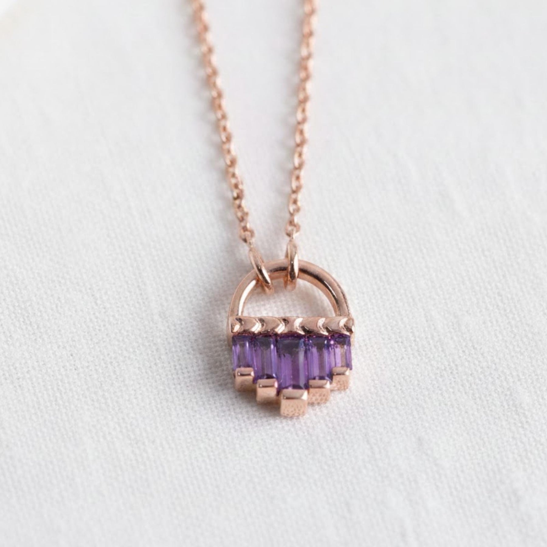 Baguette Cut Sapphire Necklace, September Birthstone, 14K Solid Gold Gemstone Necklace, Minimalist Sapphire Charm, Birthstone Necklace