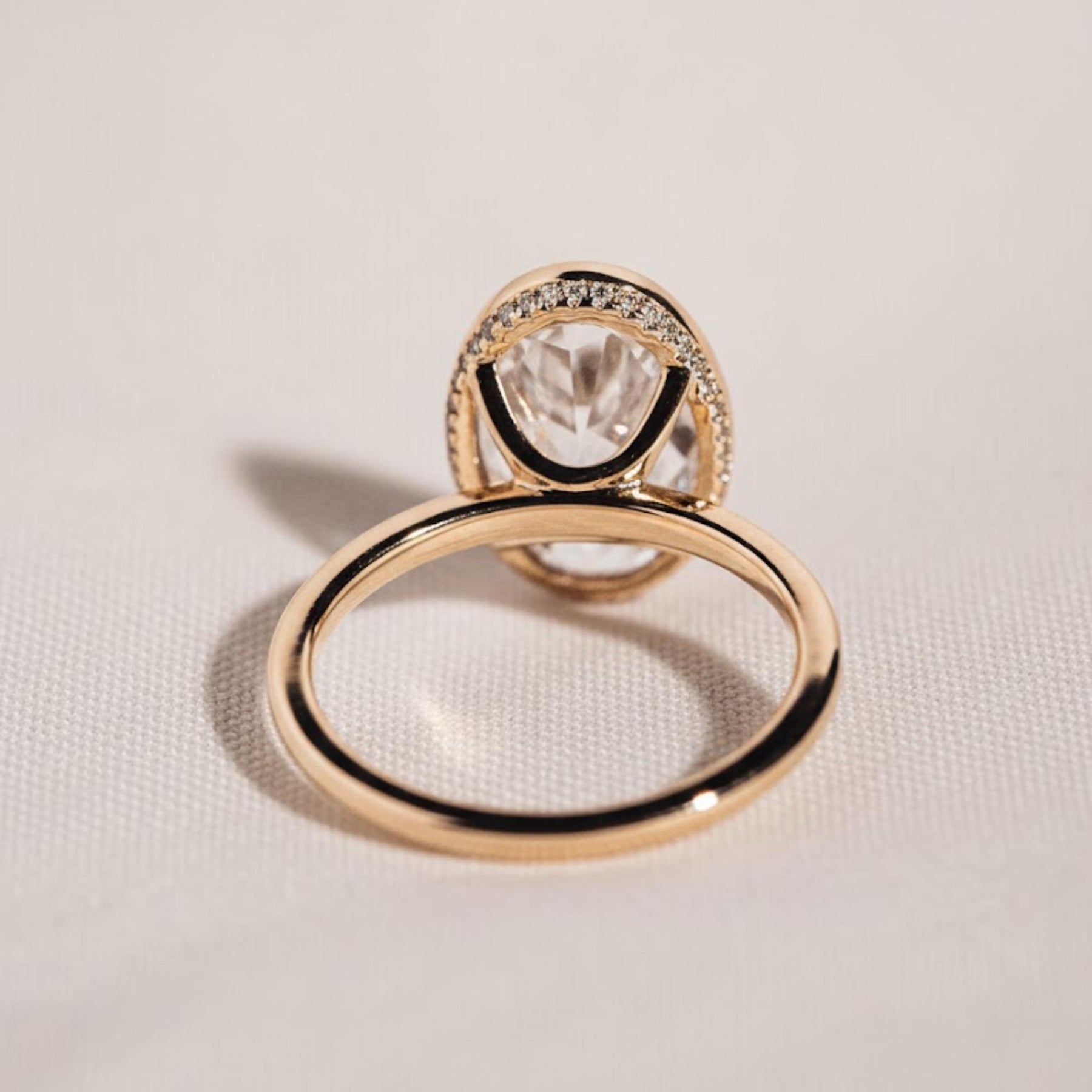 5 Carat Oval Lab Grown Diamond Solitaire Ring / Huge Diamond F VS1 IGI Certified / Bezel Engagement Ring in Yellow Gold