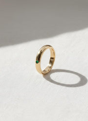 Emerald Ring / 14k Gold Single Emerald 0.10ctw Engagement Ring / Emerald Gemstone Ring / Stacking Natural Emerald Ring