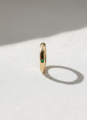 Emerald Ring / 14k Gold Single Emerald 0.10ctw Engagement Ring / Emerald Gemstone Ring / Stacking Natural Emerald Ring