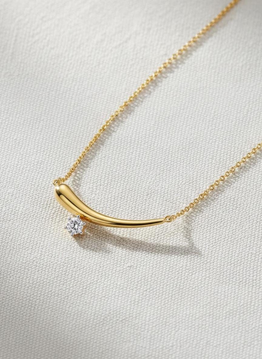 Diamond Necklace / 14k Prong Setting Diamond Solitaire Necklace / Diamond Curve Drop Necklace / Diamond Necklace / Layering Necklace