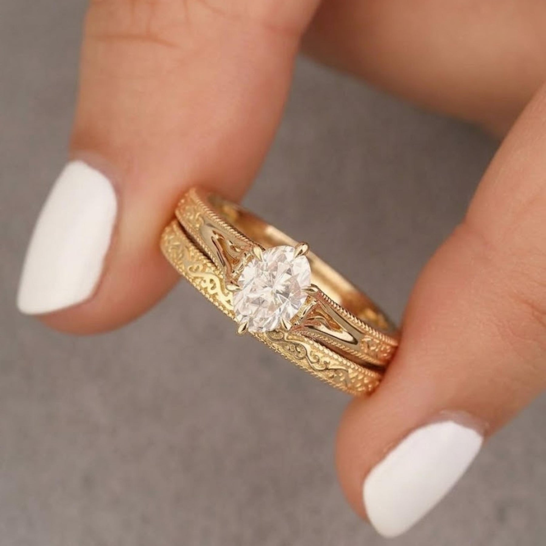 Filigree Diamond Engagement Ring Set Yellow Gold Stacking Band Vintage Women Wedding Promise Set 2pcs Oval 1CT Diamond Bridal Ring Set
