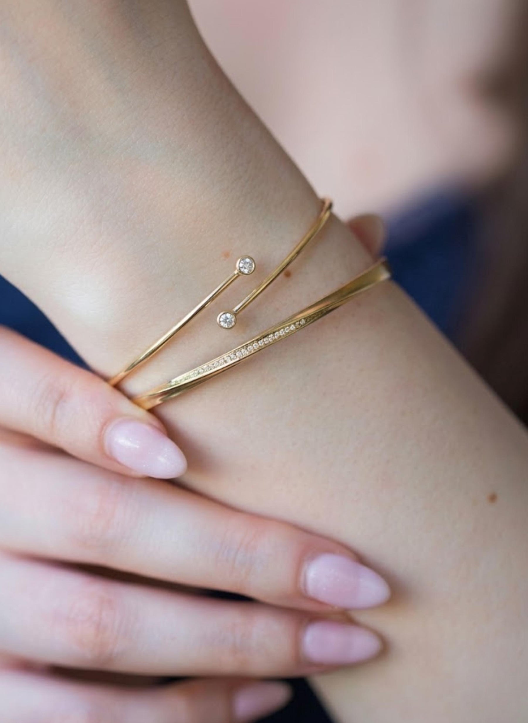 Unique Diamond Bangle Bracelet, 14K Open Bangle, Graduating Diamond Bracelet, Diamond Gold Bracelet Bangle, Ladies Bracelet Bangle